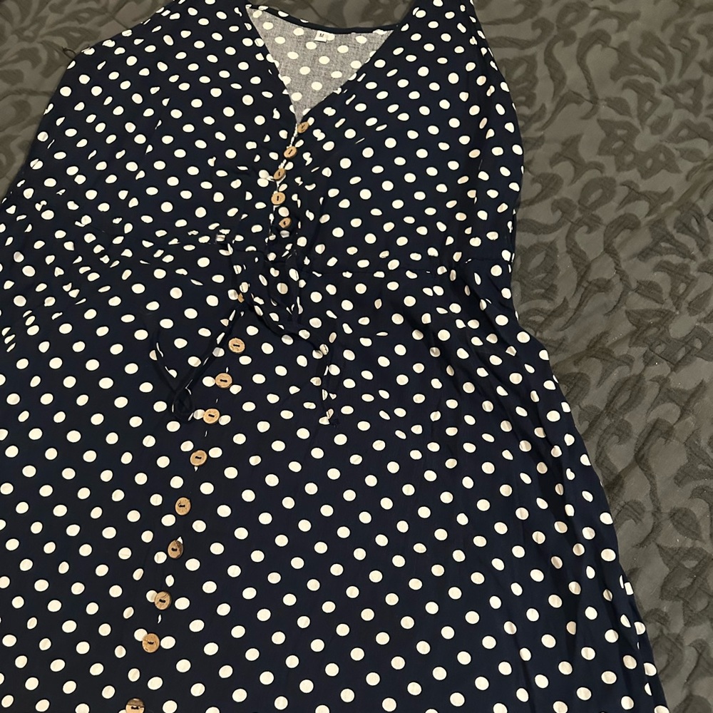 Navy blue with white polka dots maxi dress, size is a women’s Medium (3),